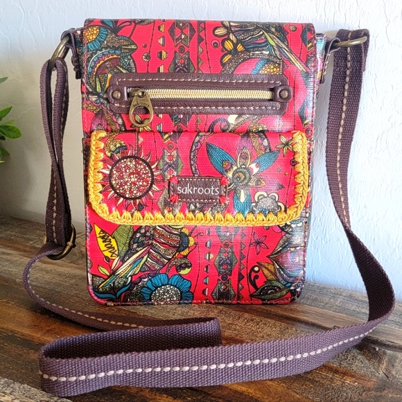 Sakroots Handbags - Sakroots Crossbody Purse